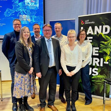 Kuinka Suomi pärjää geotaloudellisessa murroksessa? – Seminaarissa pohdittiin maailmantalouden muutoksia teollisuus- ja geopolitiikan ristiaallokossa