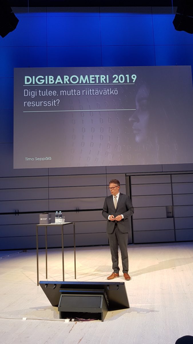 Suomi MM-pronssilla digitalisaation hyödyntäjänä – riittävätkö resurssit digitalisaation edistämiseen?