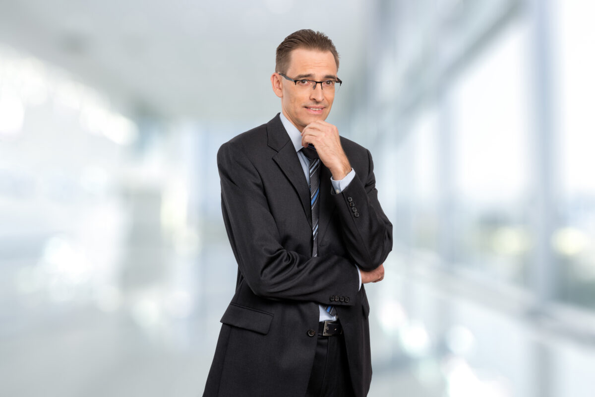 Suomen kustannuskilpailukyky kaksijakoinen – vaihtosuhde vetää Suomea alaspäin